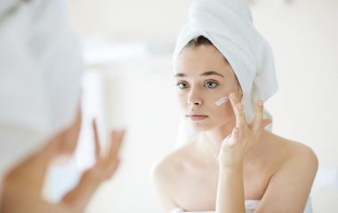 Уход за кожей и волосами перед сном